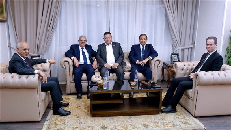 جانب من الحضور، فيتو