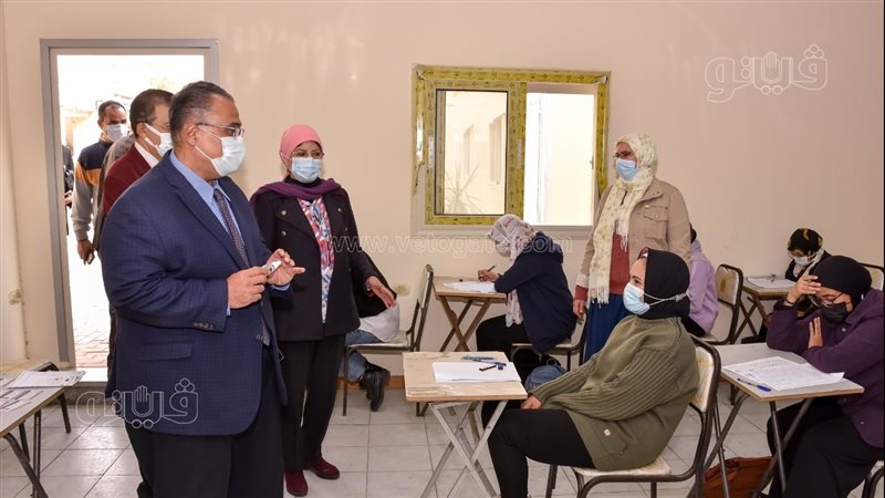  نائب رئيس جامعة