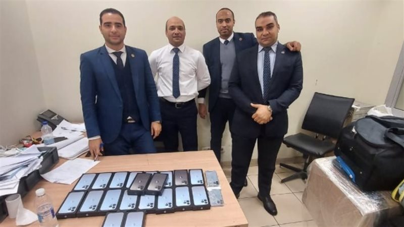 ضبط هواتف محمولة