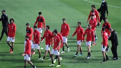 سفير مصر بالكاميرون يكشف آخر تطورات حضور الجماهير لمباراة الفراعنة ونيجيريا