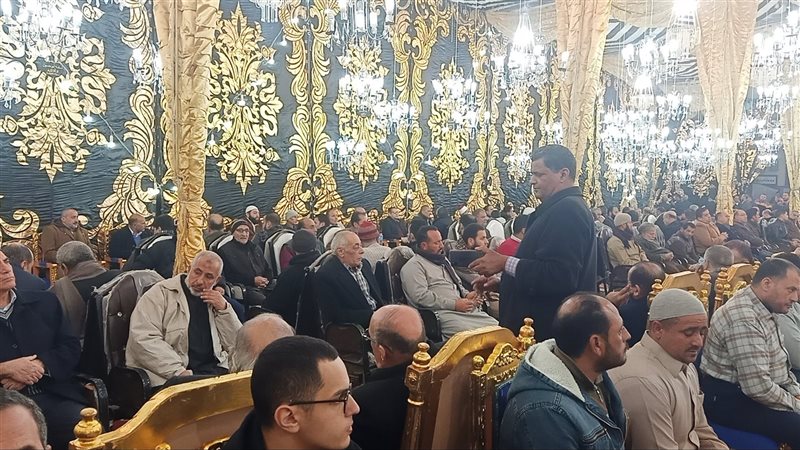جانب من العزاء لوائل