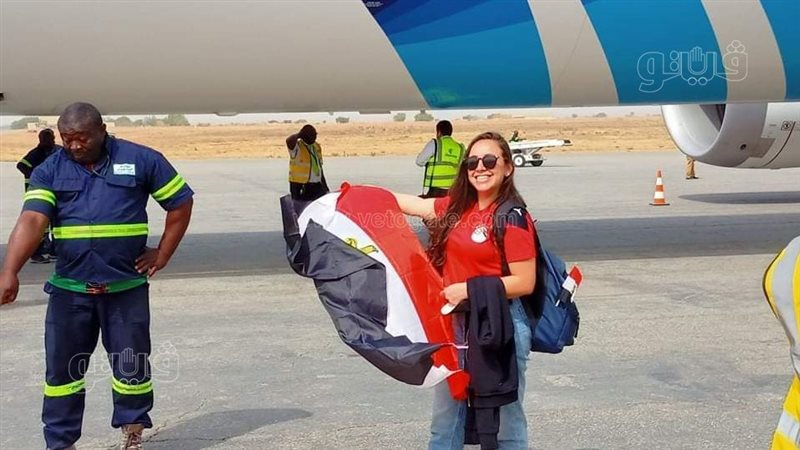 وصول الجماهير لمطار