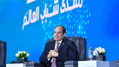  السيسي: الإصلاح الاقتصادي من الخطوات الصعبة.. وأوجه التحية لشعب مصر لتحمله هذه الظروف