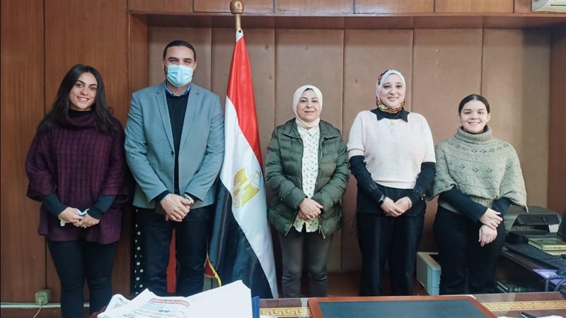 مقابلات مع المتقدمين