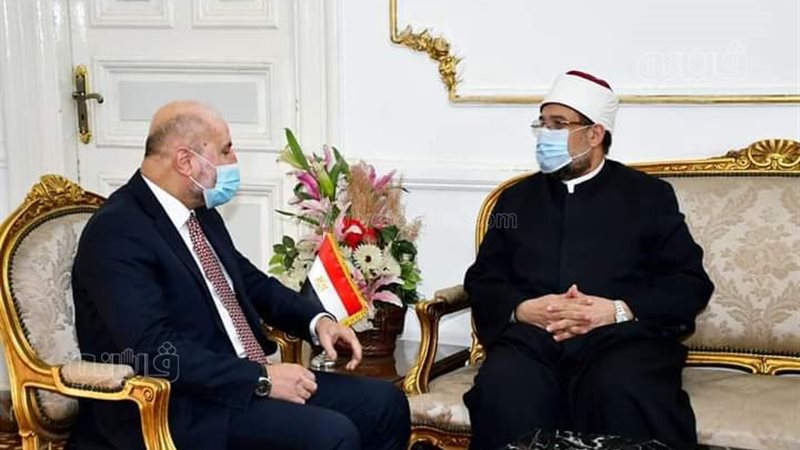وزير الأوقاف وقاضي