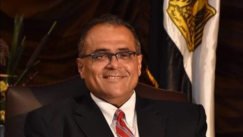 الدكتور عبد الفتاح