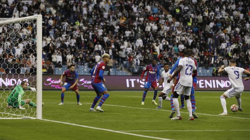 برشلونة