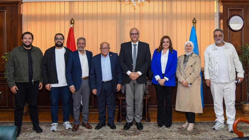 محافظ الإسكندرية