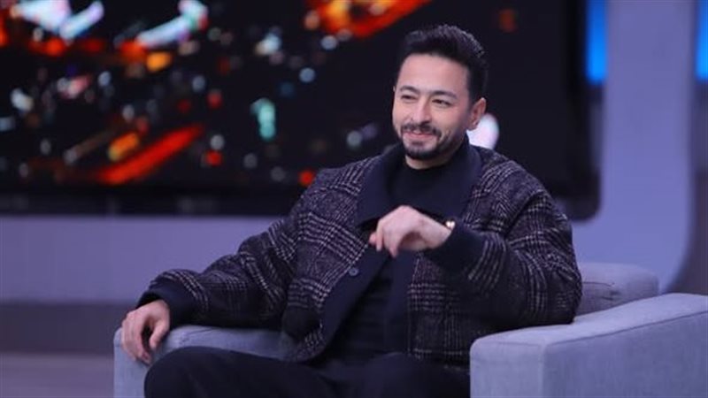الفنان حمادة هلال،