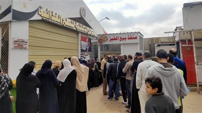 محافظ الدقهلية: استمرار عمل منافذ الخبز المدعم الجديدة بالمنصورة 