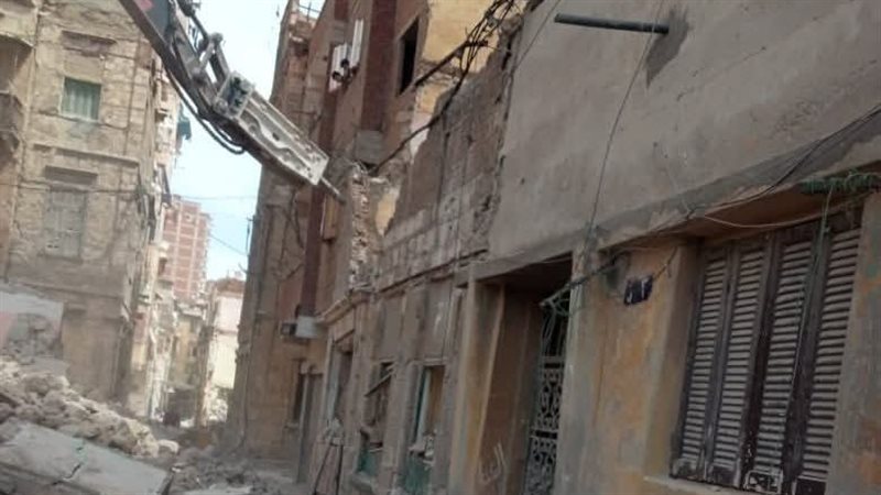 إزالة عاجلة لعقارات