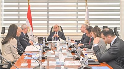 وزير الاستثمار: الدولة تسعى لزيادة تنافسية شعار 