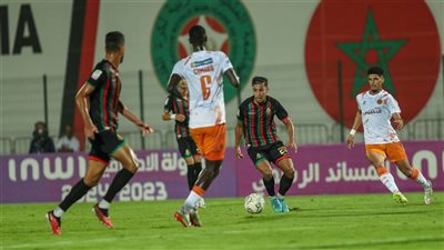 دوري أبطال أفريقيا، تعادل سلبي بين الجيش الملكي ونهضة بركان بالشوط الأول