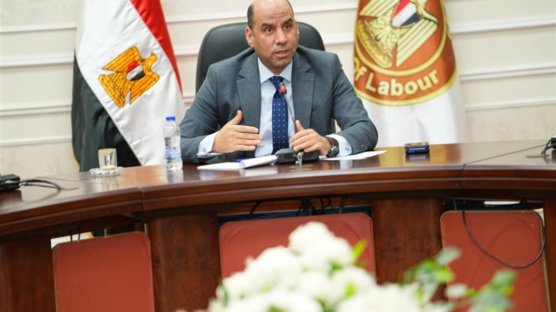 حسن رداد وزير العمل