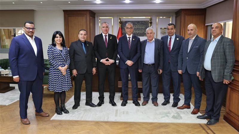 محافظ الجيزة 