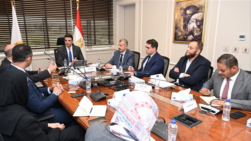  اجتماع موسع مع ممثلي