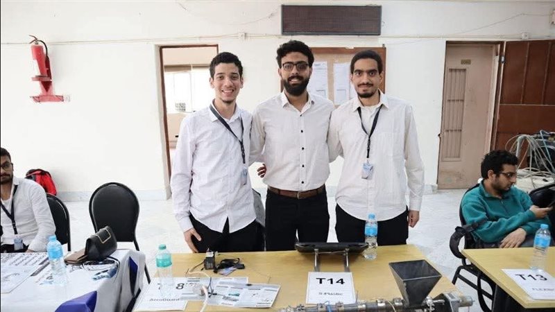 طلاب جامعة العاصمة