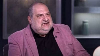 خالد الصاوي يحتفل بشم النسيم مع والدته بفيديو طريف