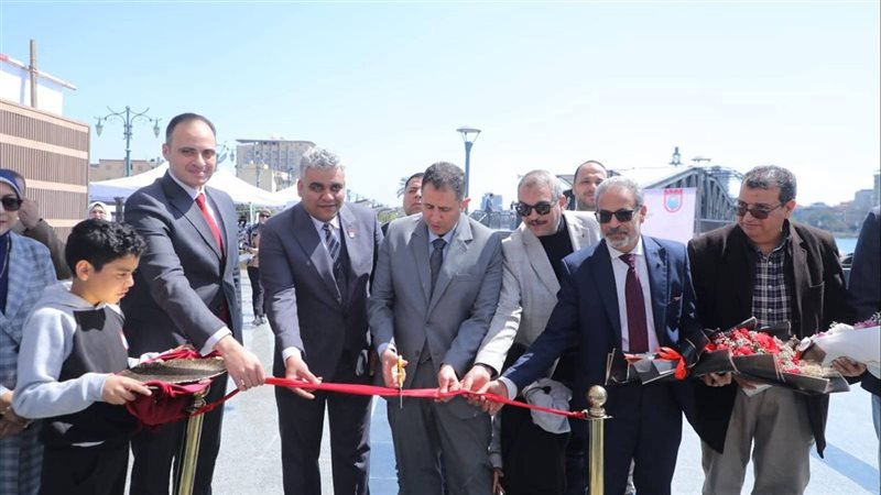 محافظ دمياط يطلق