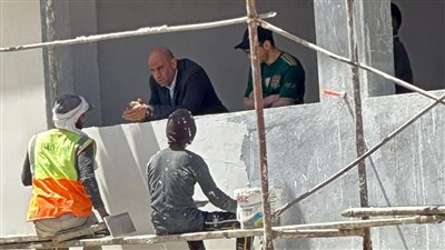 جولة ميدانية لوزير العمل داخل مواقع الإنشاءات، توجيهات عاجلة لرعاية العمالة غير المنتظمة 
