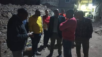 انهيار جزئي لعقار خالٍ من السكان بشارع العراقي بالمنصورة (صور) 