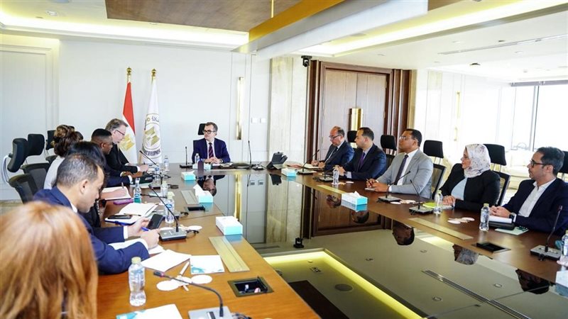  اجتماع وزير التخطيط،