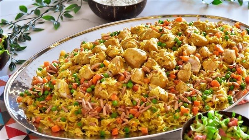 الأرز بالدجاج والكارى