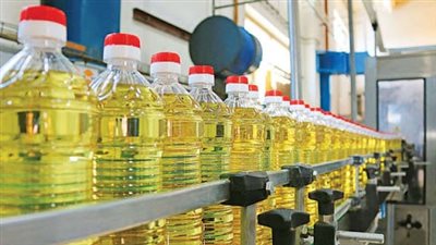 يصل إلى 11.5 جنيه، انخفاض أسعار الزيت اليوم الأربعاء 15 أبريل 2026