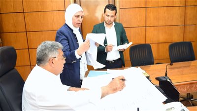 محافظ الدقهلية يعتمد الحيز العمراني الجديد لـ8 قرى بمراكز أجا وميت غمر والمنزلة