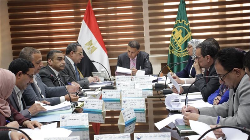 محافظ القليوبية خلال
