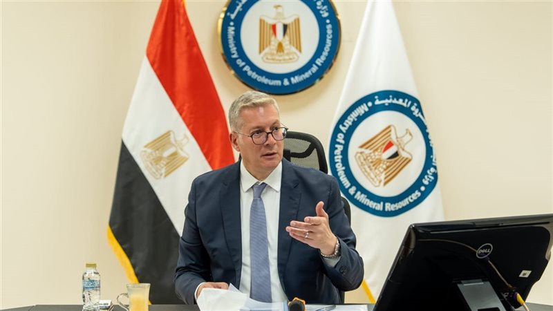 وزير البترول، فيتو