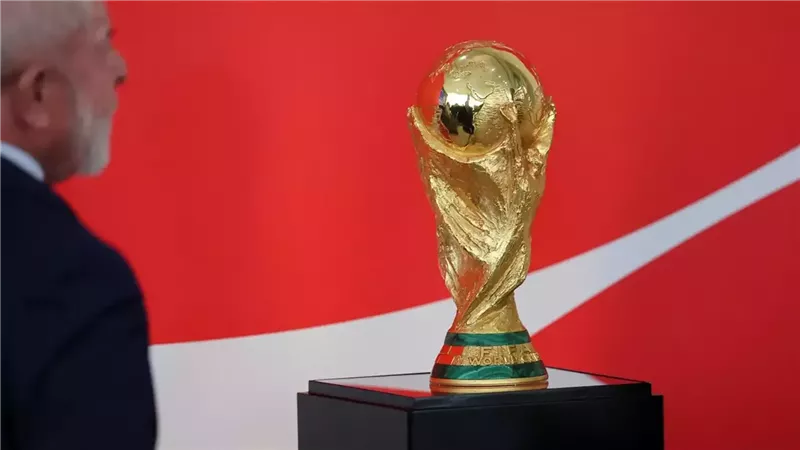 مجسم لكأس العالم،