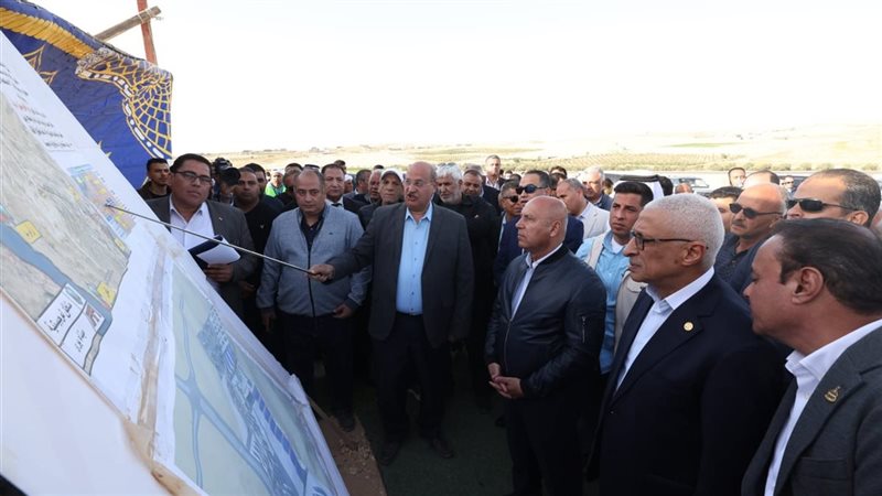 وزير النقل يتفقد