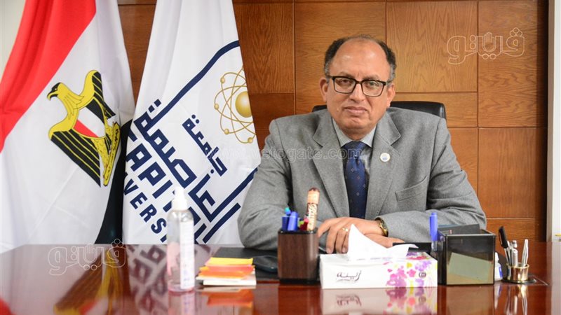 د. السيد قنديل رئيس