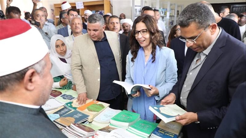 جولة وزيرة الثقافة