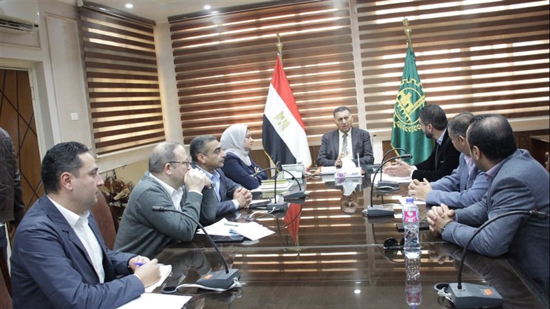 محافظ القليوبية خلال