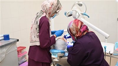 جامعة الفيوم تحتفل باليوم العالمي لصحة الفم والأسنان