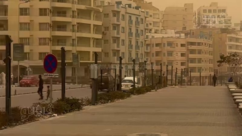 عاصفه ترابية تحجب