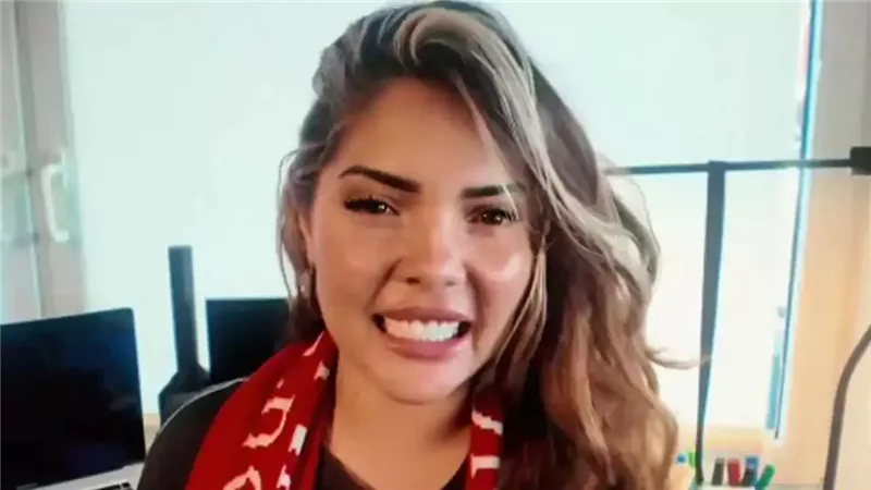 مشجعة ليفربول الشهيرة،