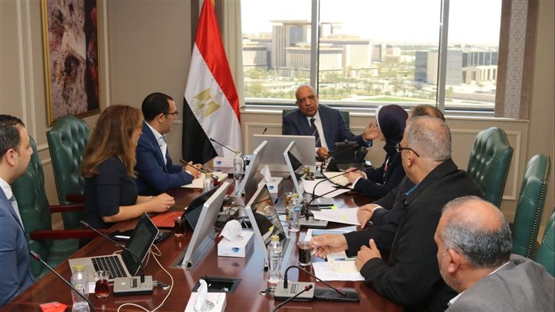 لقاء وزير الكهرباء