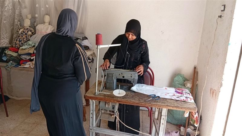 ورشة خياطة 