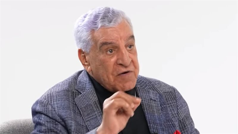 زاهي حواس، فيتو