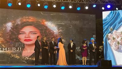 بحضور فنانين وسفراء، افتتاح الدورة العاشرة لمهرجان أسوان الدولي لأفلام المرأة (صور)