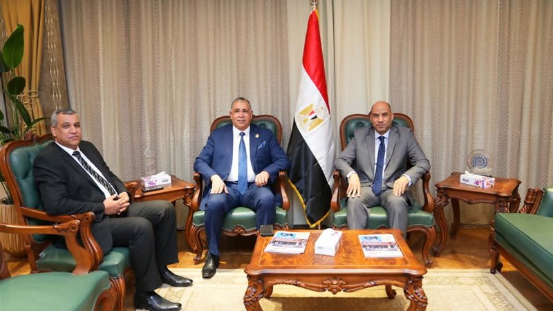 تعاون بين وزارة العمل