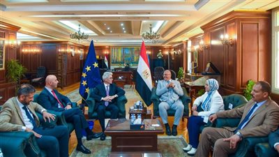 محافظ الإسكندرية يبحث مع وفد الاتحاد الأوروبي تعزيز التعاون الاقتصادي والاستثماري