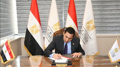وزير الشباب يوقع مذكرتي تفاهم مع دول بريكس بلس بحضور سفيري البرازيل والهند