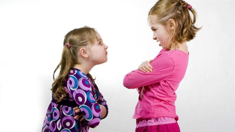 المقارنة بين الأبناء،
