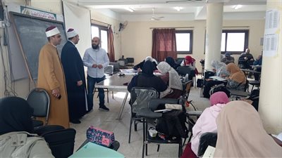 رئيس أزهر الإسكندرية يتابع انطلاق اختبارات رواق الخط العربي والزخرفة