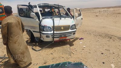 إصابة 3 أشخاص في حادث تصادم بطريق أبو سمبل بأسوان (صور)