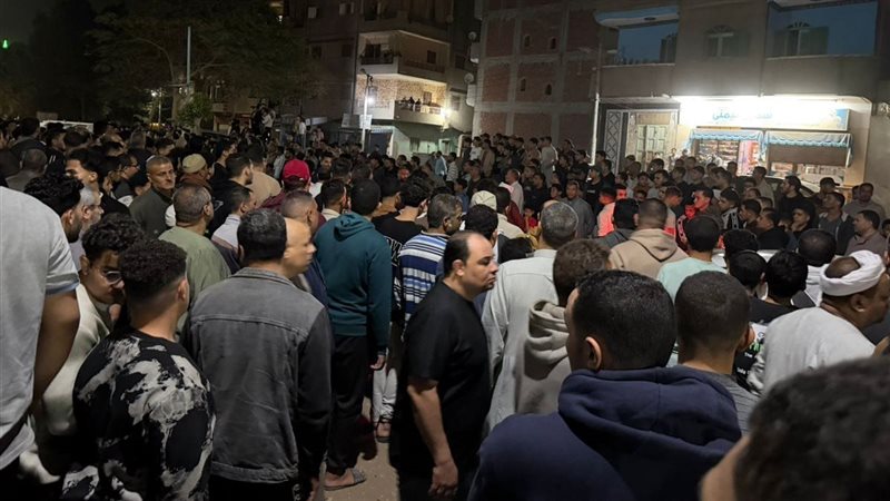 جنازة الشاب، فيتو